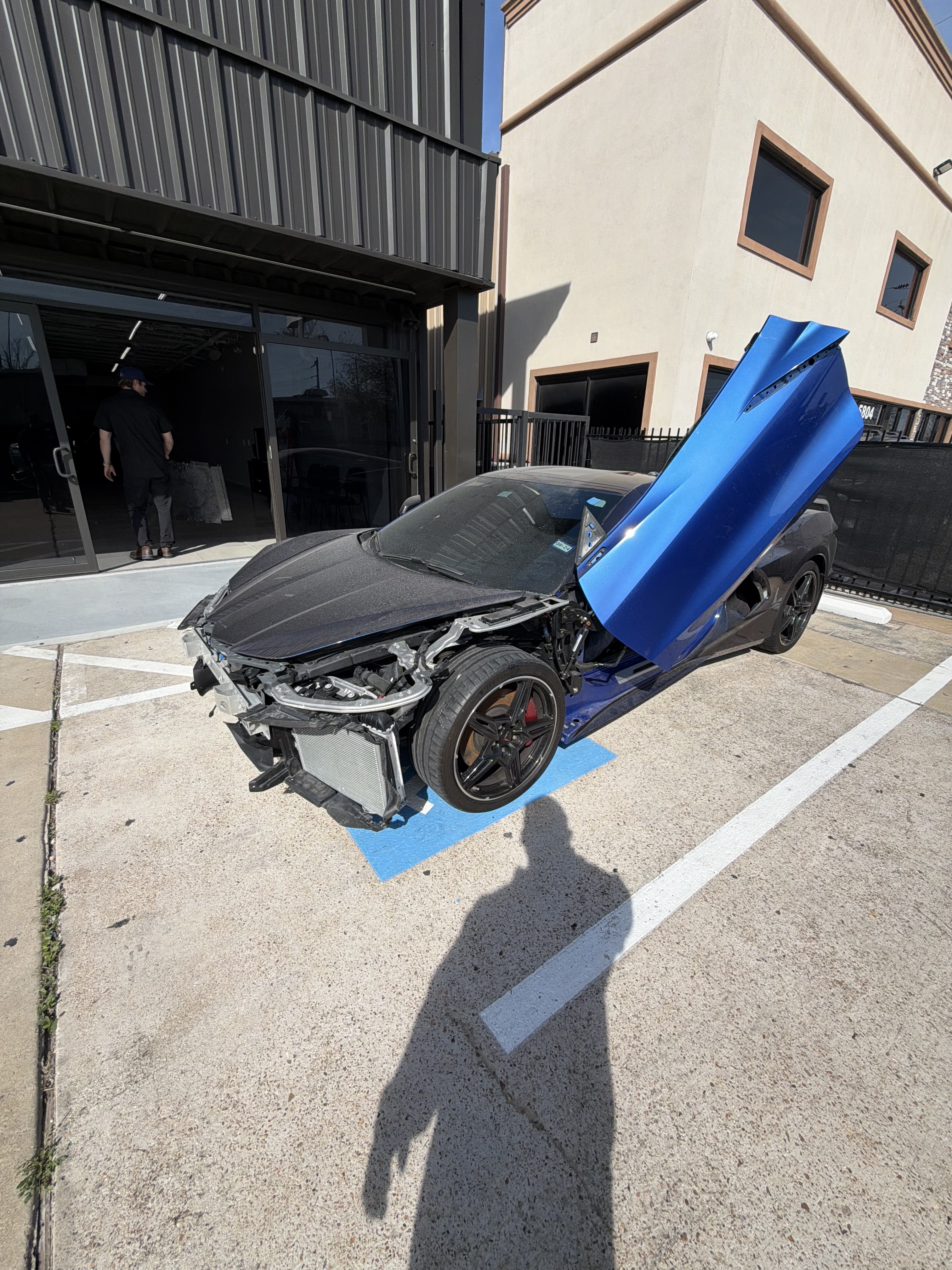Collision center paint and body service
